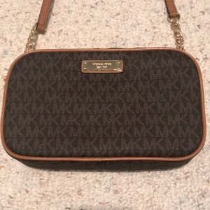 Brand New Michael Kors Jet Set Brown Crossbody Bag